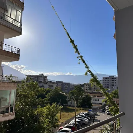 Apartamento Grandpa's At Gjirokastra!