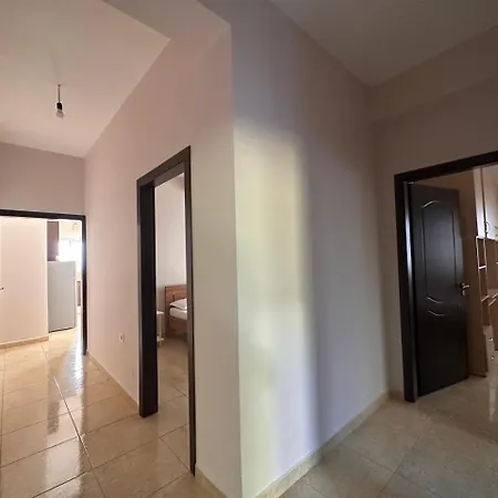 Grandpa's At Gjirokastra! Apartamento Gjirokastër